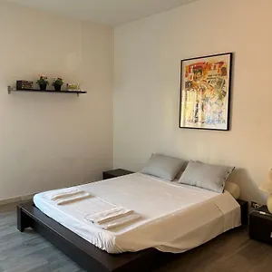 Via Delle Ghiacciaie House Apartamento